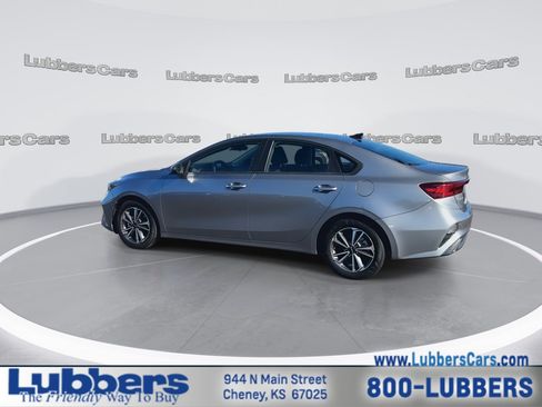 Used 2024 Kia Forte LXS image 6
