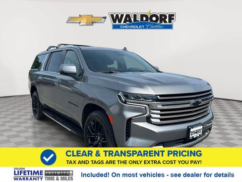 Used 2022 Chevrolet Suburban High Country AWD/4WD image 1