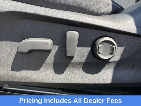 Used 2023 Subaru Forester Premium AWD/4WD image 27