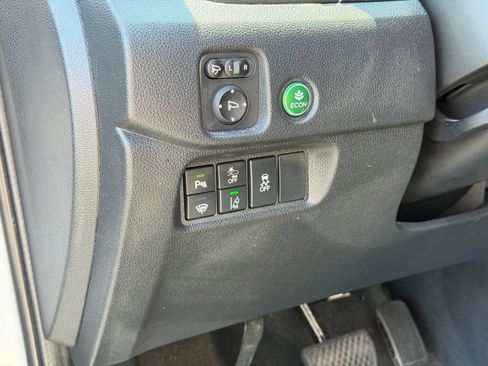 Used 2025 Honda Passport TrailSport image 16