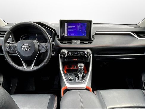Used 2024 Toyota RAV4 Adventure image 14