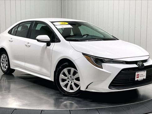 Certified 2026 Toyota Corolla LE FWD image 3