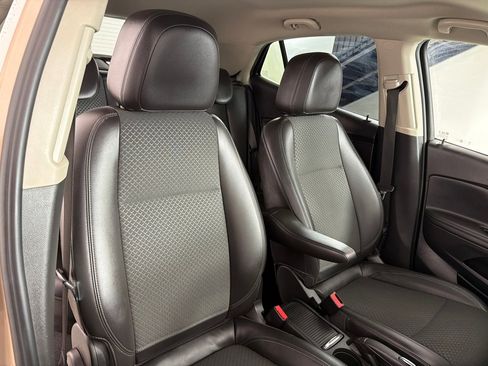 Used 2018 Buick Encore Preferred image 25