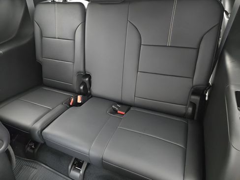New 2026 GMC Acadia Elevation w/ Elevation Premium Package FWD image 20