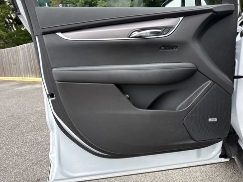 Used 2024 Cadillac XT6 Luxury FWD image 17