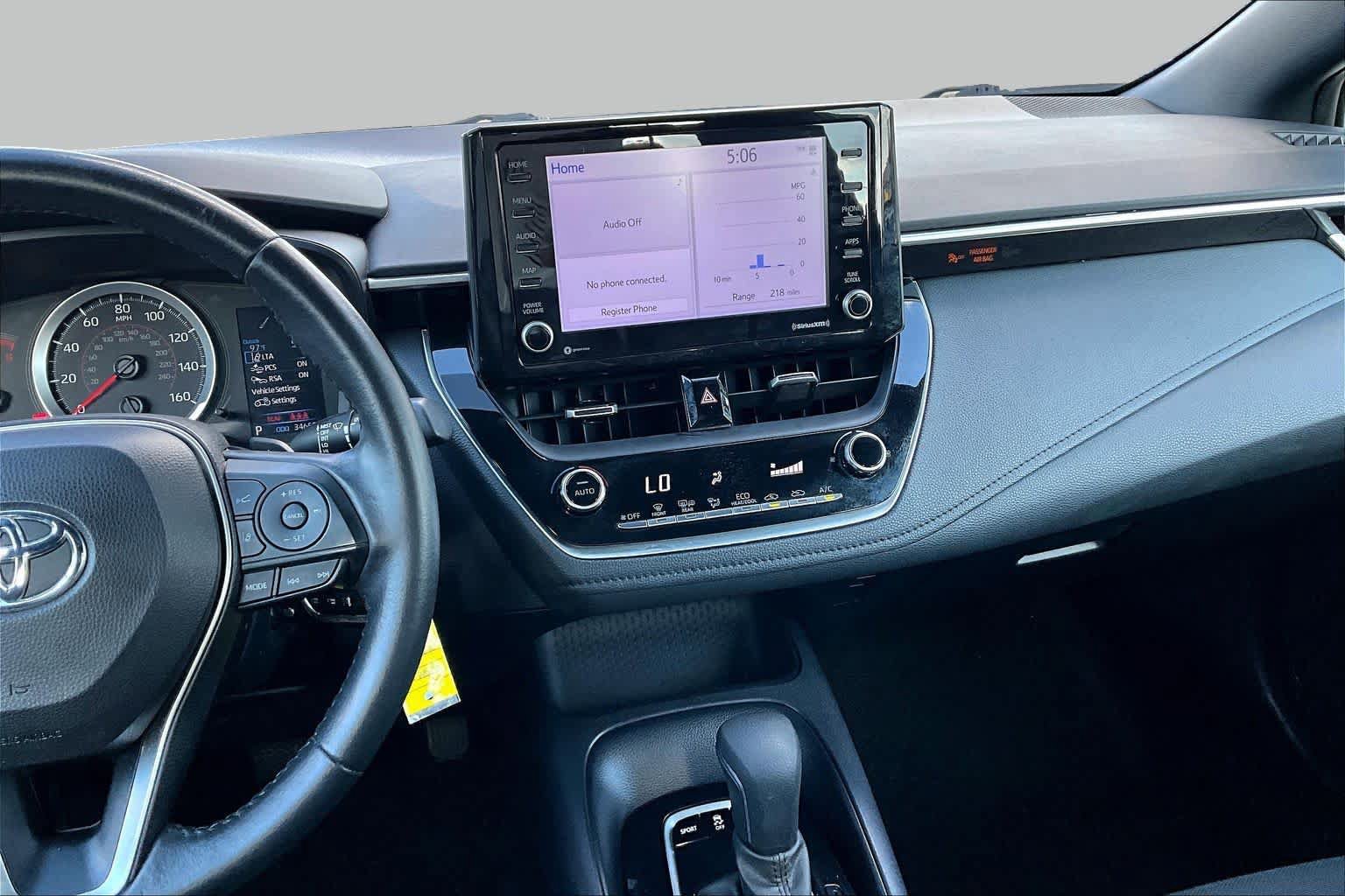Used 2022 Toyota Corolla SE FWD image 7
