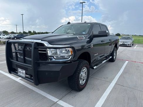 Used 2020 RAM 2500 Tradesman w/ Chrome Appearance Group AWD/4WD image 1