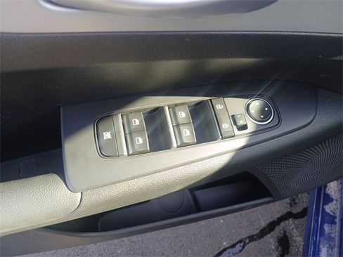 Certified 2024 Kia Forte LXS image 13