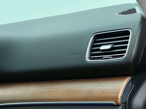 Certified 2024 Mercedes-Benz GLE 350 4MATIC image 32