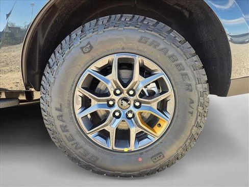 New 2026 Ford Expedition Tremor image 10