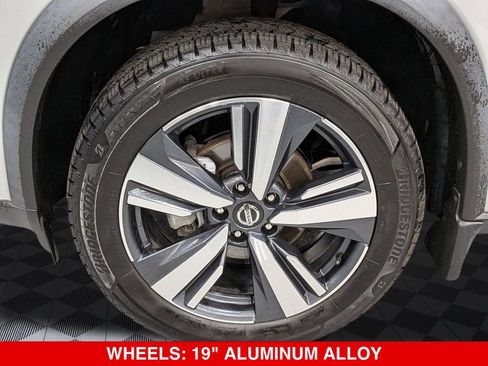 Used 2021 Nissan Rogue SL FWD image 10