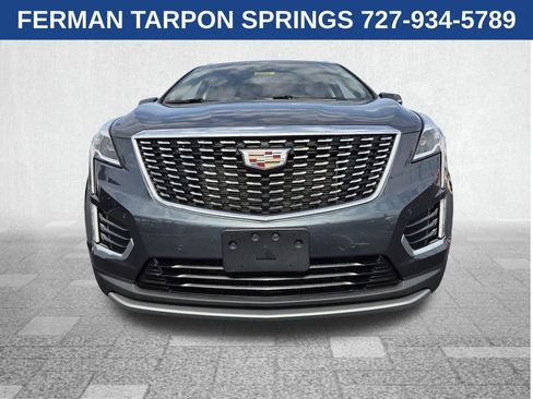 Used 2021 Cadillac XT5 Premium Luxury AWD/4WD image 2
