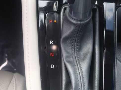 Used 2023 Honda Accord Touring image 38
