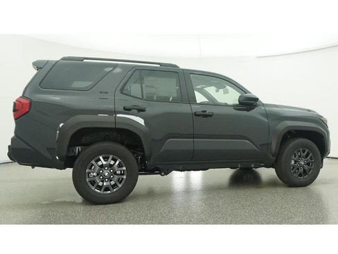 New 2026 Toyota 4Runner SR5 image 26