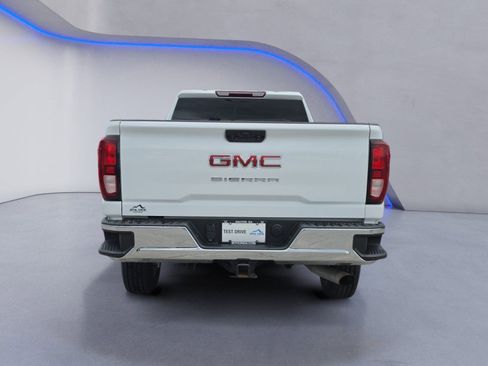 Used 2021 GMC Sierra 2500 4x4 Crew Cab w/ Convenience Package image 4