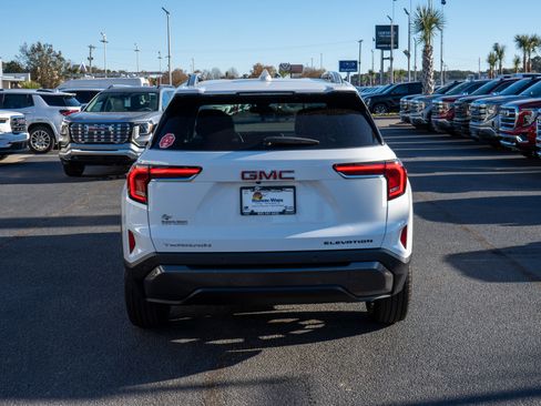 New 2026 GMC Terrain Elevation w/ Elevation Premium Package image 4