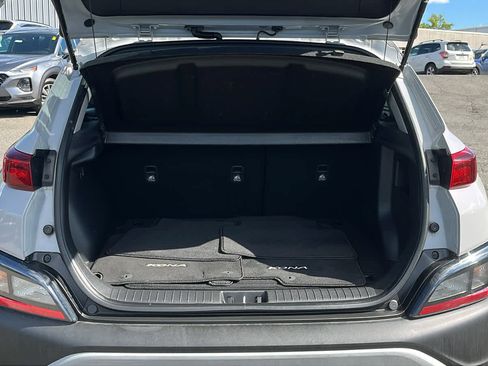 Used 2023 Hyundai Kona SEL AWD/4WD image 25