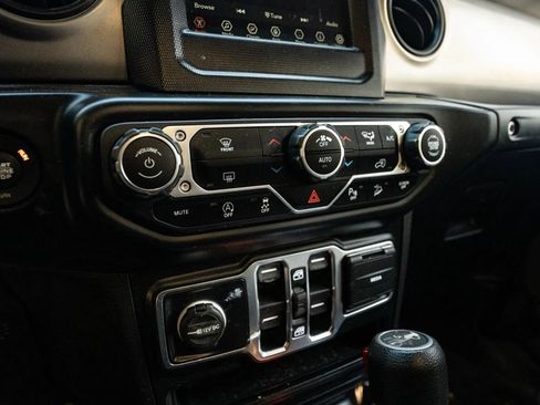 Used 2020 Jeep Wrangler Unlimited Sport S AWD/4WD image 29
