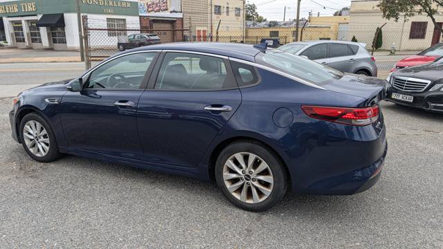 Used 2018 Kia Optima S FWD image 6