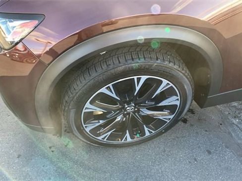 Used 2024 MAZDA CX-90 Plug-In Hybrid w/ Premium Plus image 33