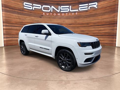Used 2018 Jeep Grand Cherokee High Altitude AWD/4WD image 9