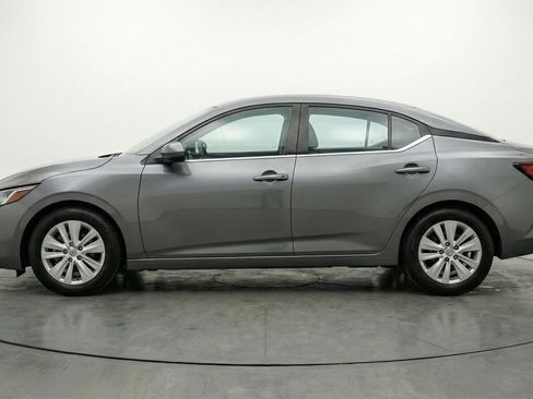 Used 2025 Nissan Sentra S image 5