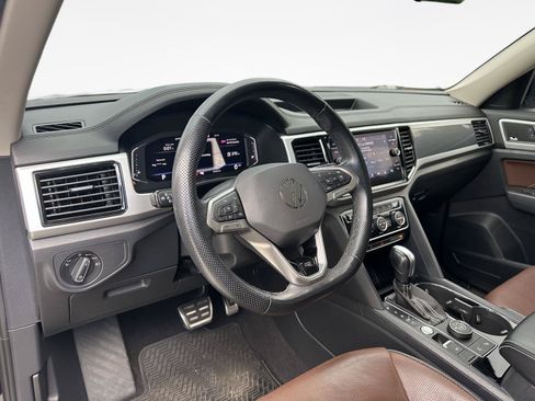 Used 2022 Volkswagen Atlas SEL Premium AWD/4WD image 11