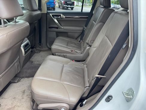 Used 2018 Lexus GX 460 Premium AWD/4WD image 14