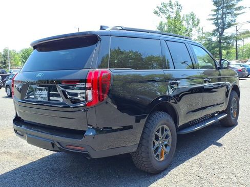 Certified 2025 Ford Expedition Tremor AWD/4WD image 6