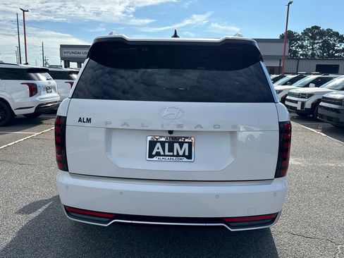 New 2026 Hyundai Palisade Calligraphy FWD image 5