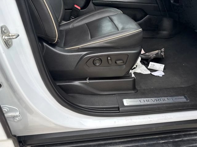 Used 2023 Chevrolet Suburban Premier AWD/4WD image 15