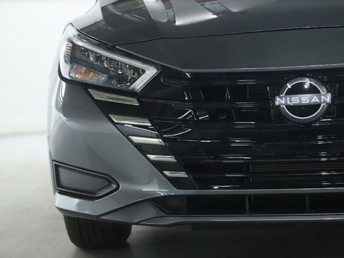 Certified 2025 Nissan Versa S w/ Trunk Package image 7