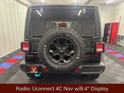 Used 2023 Jeep Wrangler Unlimited w/ Cold Weather Group AWD/4WD image 5