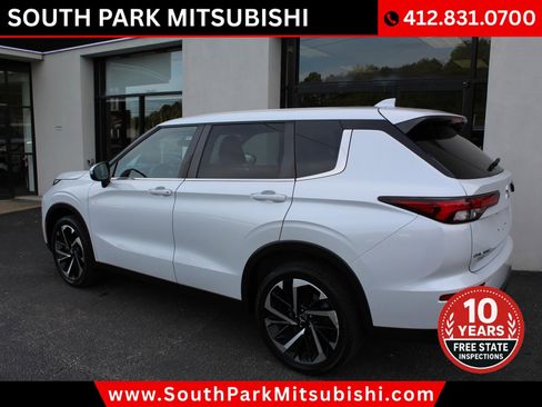 Used 2022 Mitsubishi Outlander ES AWD/4WD image 6