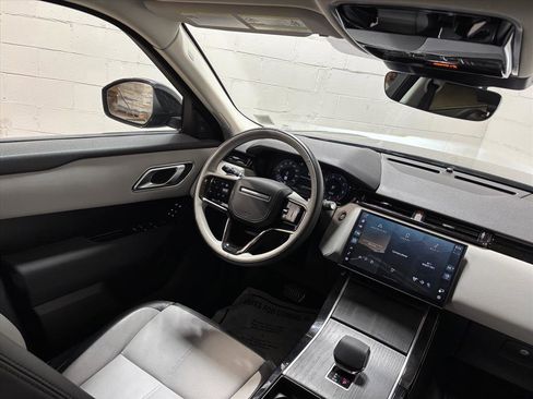 Used 2025 Land Rover Range Rover Velar Dynamic SE image 34