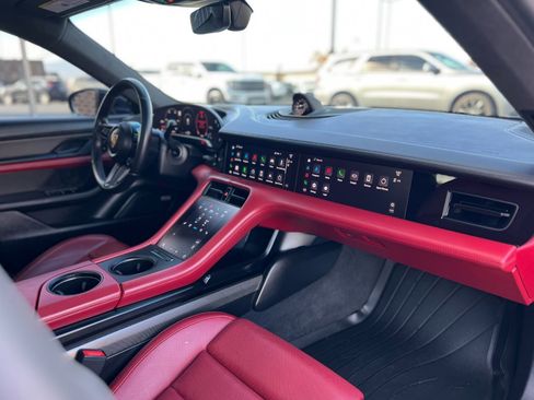 Used 2021 Porsche Taycan Turbo S image 26