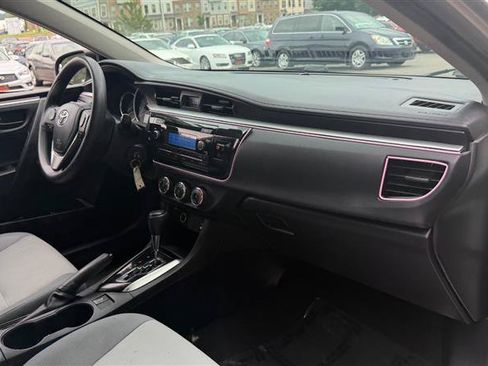 Used 2014 Toyota Corolla L FWD image 14