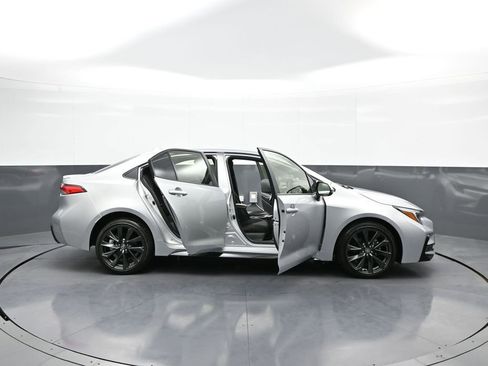 Certified 2023 Toyota Corolla SE image 31
