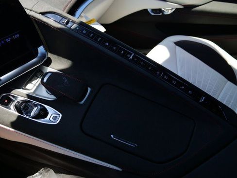 Used 2023 Chevrolet Corvette Z06 RWD image 25
