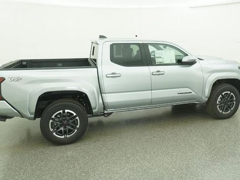New 2026 Toyota Tacoma TRD Sport w/ TRD Sport Upgrade Package image 41