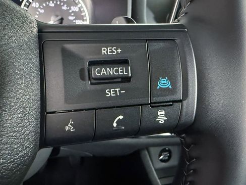 Used 2026 Nissan Rogue SV AWD/4WD image 34