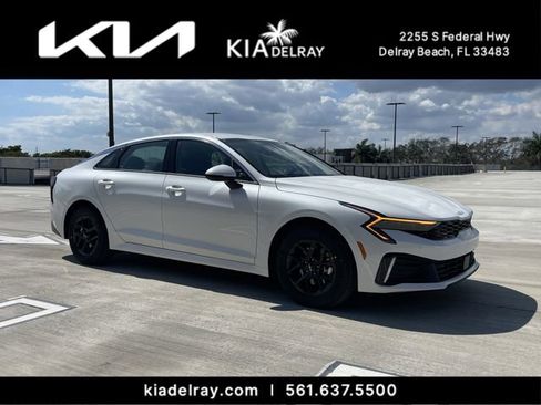 New 2026 Kia K5 LXS FWD image 1