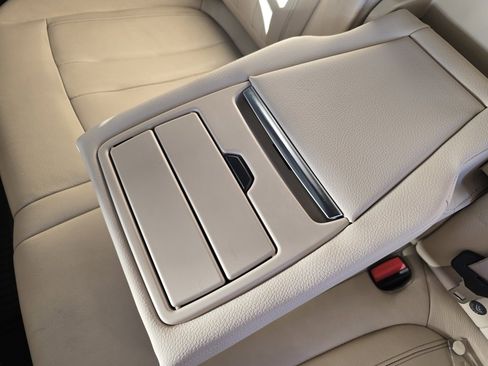 Used 2018 BMW X5 xDrive40e image 17