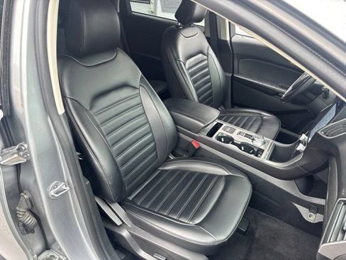Used 2023 Ford Edge SEL AWD/4WD image 7