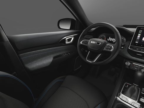 New 2026 Jeep Compass Latitude AWD/4WD image 8