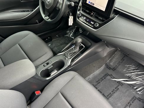 Used 2023 Toyota Corolla LE image 15