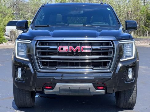 Used 2023 GMC Yukon XL AT4 w/ AT4 Premium Plus Package AWD/4WD image 47