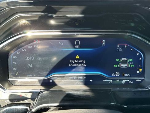 Used 2024 Chevrolet Silverado 2500 LTZ w/ LTZ Premium Package image 24