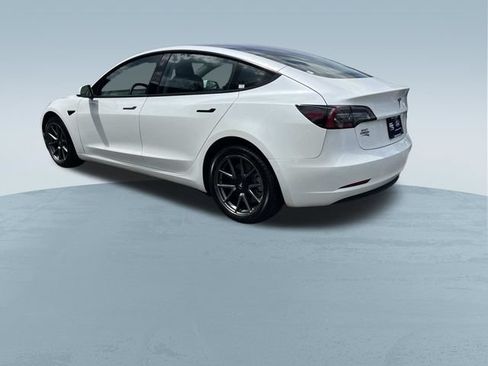 Used 2022 Tesla Model 3 RWD image 8