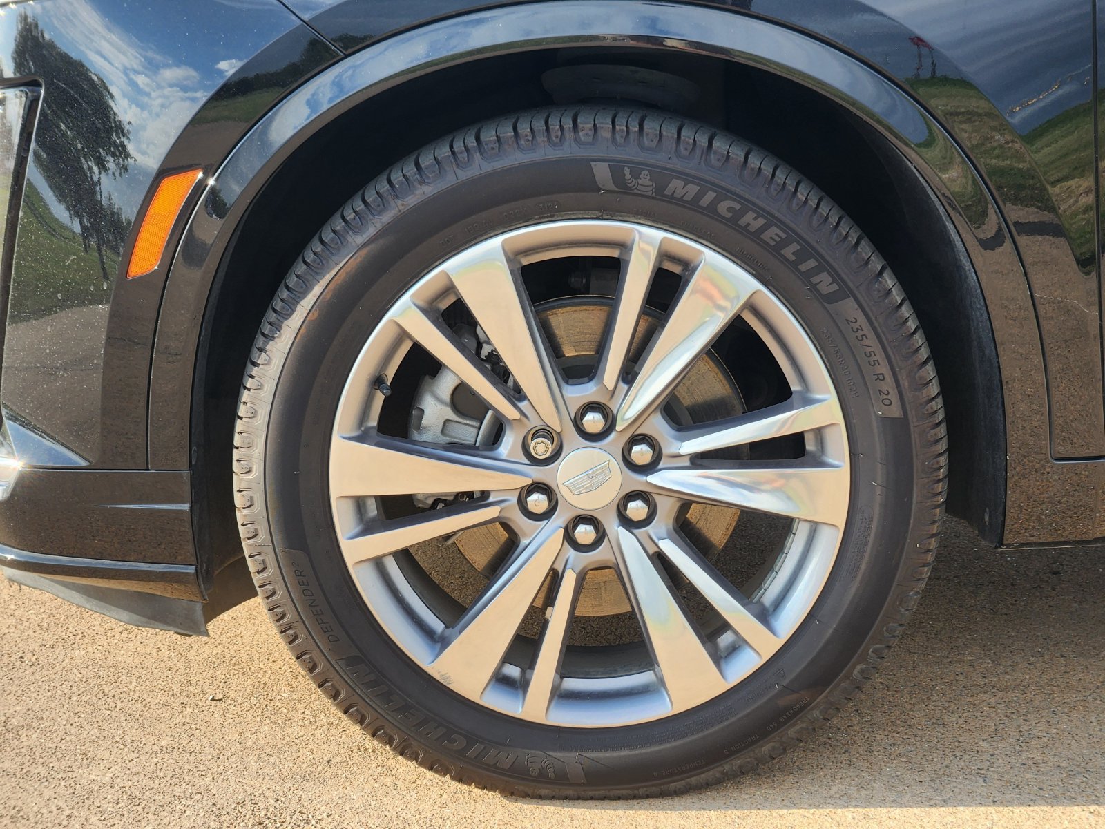 Used 2023 Cadillac XT6 Premium Luxury FWD image 14